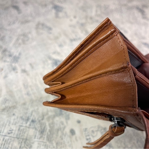 Spikes And Sparrow brown Leather Accordion card wallet with outer pockets - Picture 10 of 13